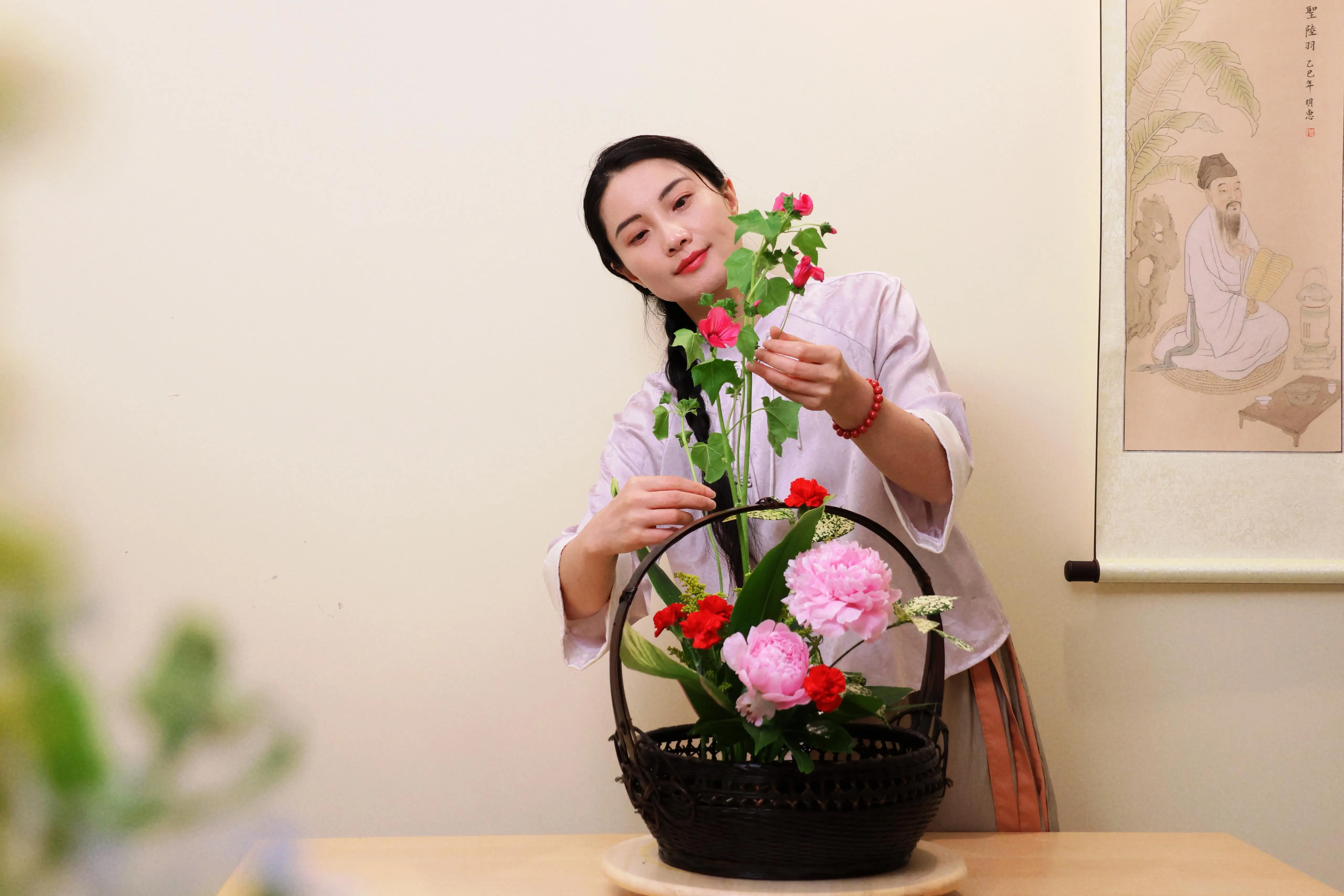 Profile photo - Floral arrangement demonstration